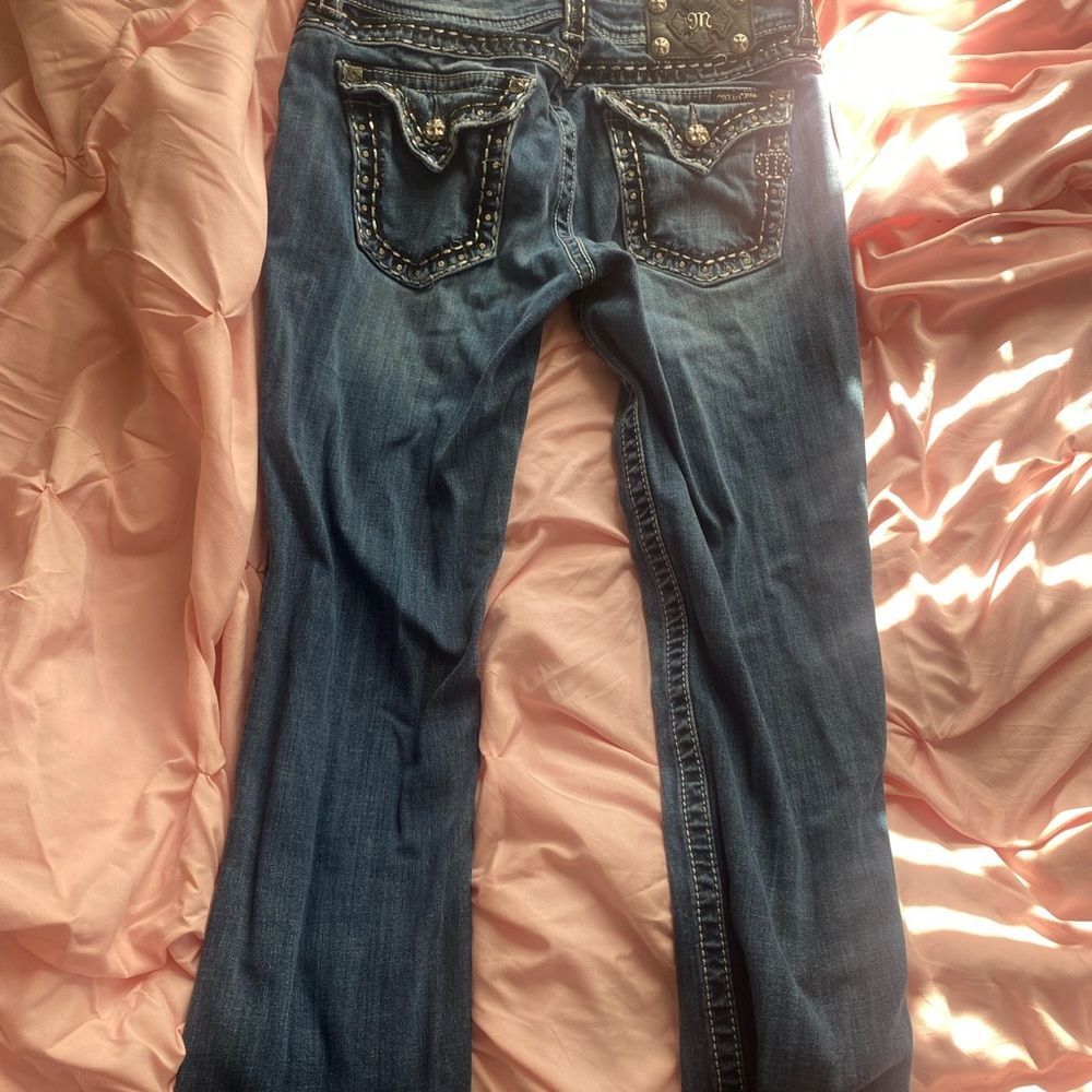 Miss Me Jeans Capris - Picture 4 of 5